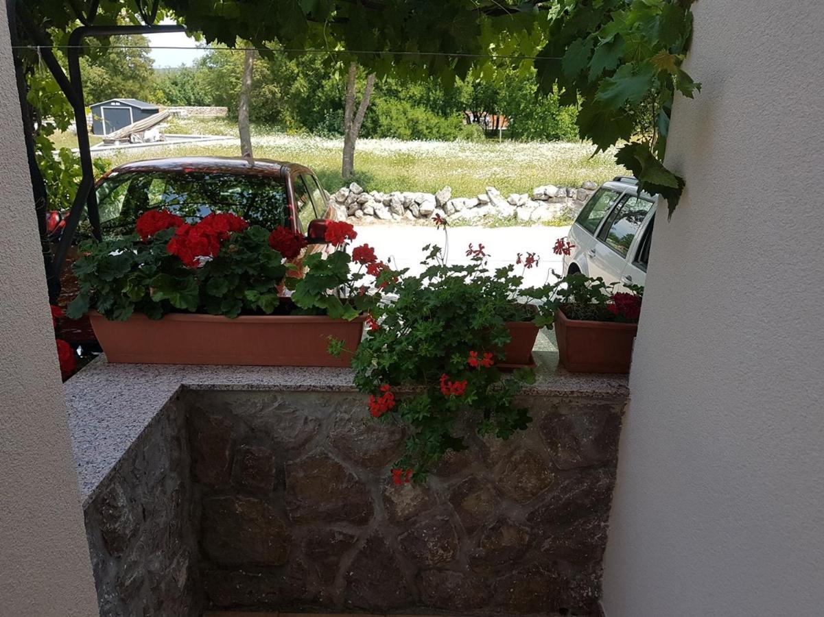 Apartmani Anita Malinska Exterior foto