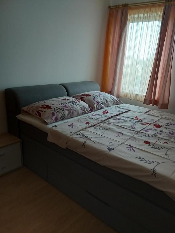 Apartmani Anita Malinska Exterior foto