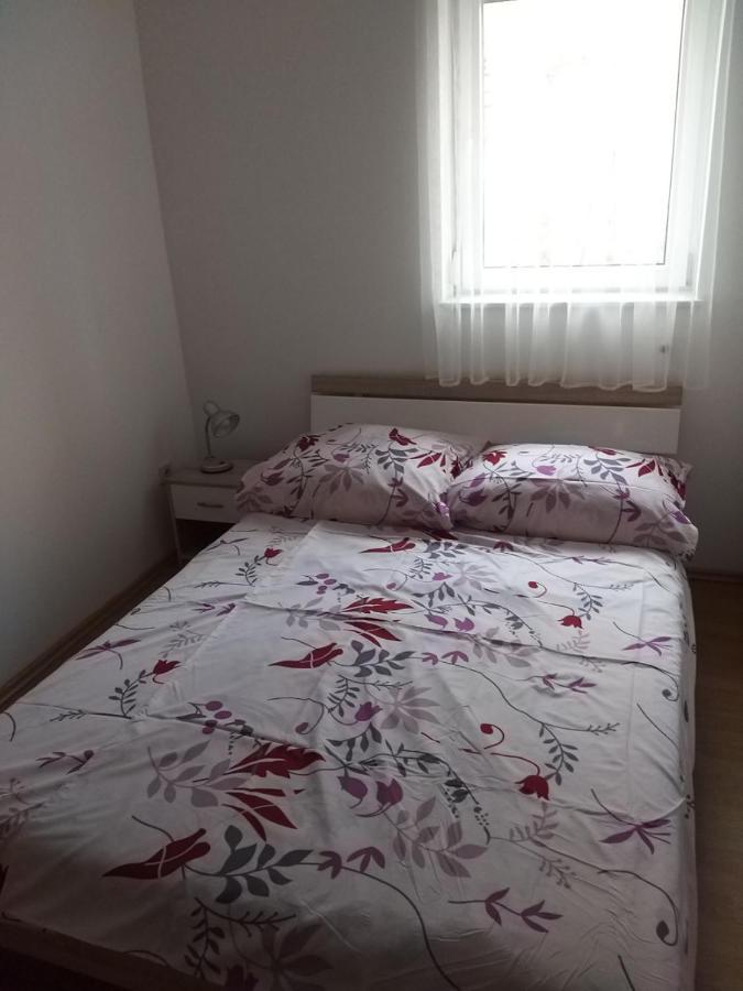 Apartmani Anita Malinska Exterior foto